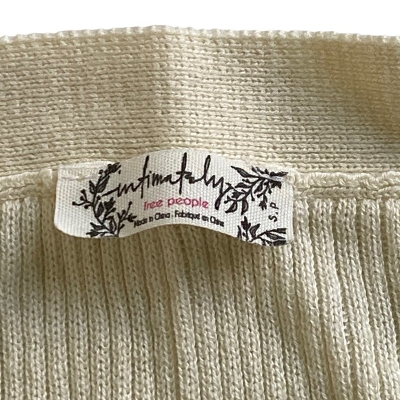 INTIMATELY FREE PEOPLE Women’s Cream and White Crop Top  Size: Small - Picture 7 of 8